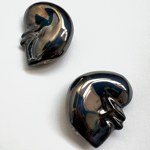 iris yirei hu, "kidneys (chrome)"