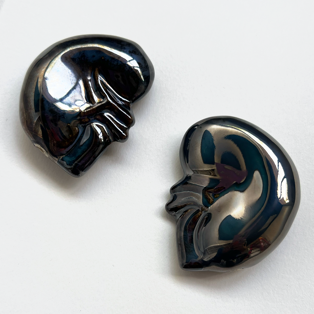iris yirei hu, "kidneys (chrome)"
